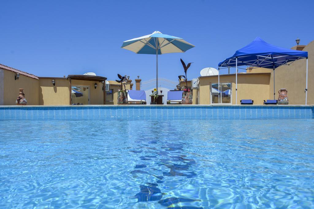 Sunny Seaside Apartment Hurghada