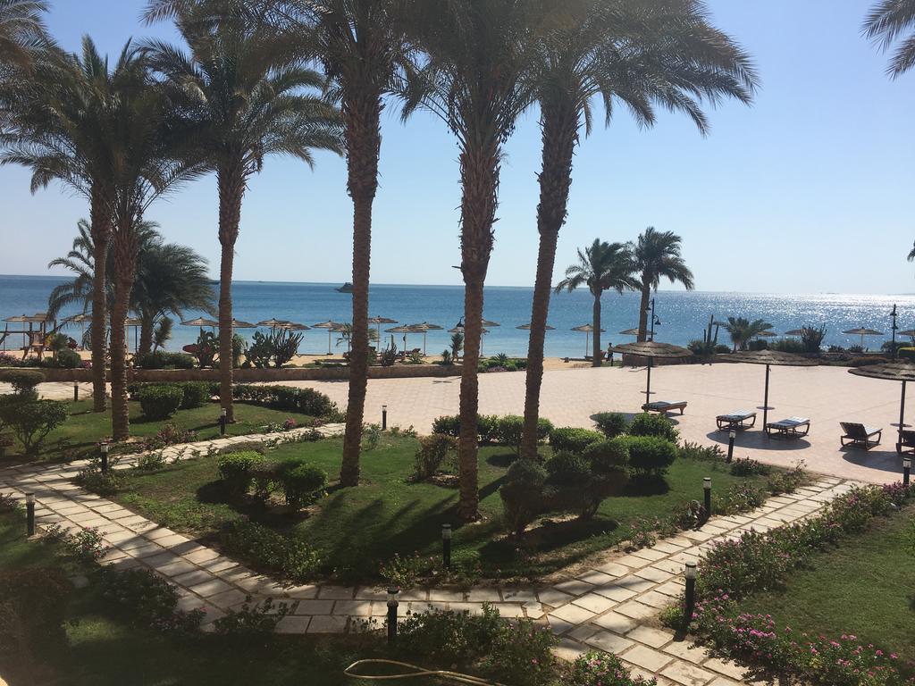 With Sea & Pool View In Esplanada - Families Only
