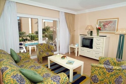 Aparthotel & Serviced By Marriott 5*