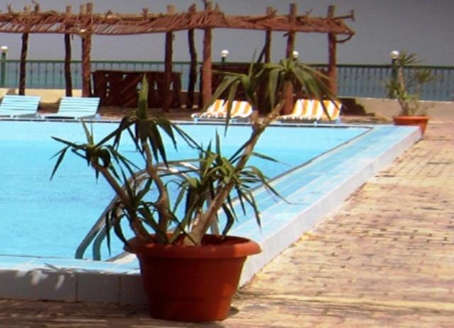 Amerotel Les Rois Hotel
