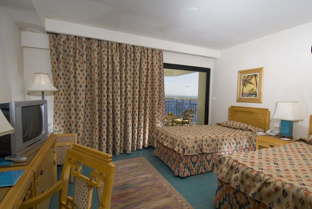 Sunrise Holidays -adults Only Resort 5*