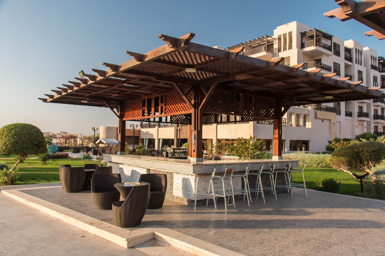 Apartment In Samra Bay Compound