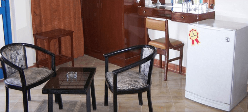 Eiffel Hotel 3*