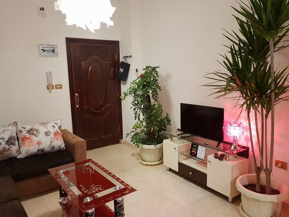 White Rose Apartment