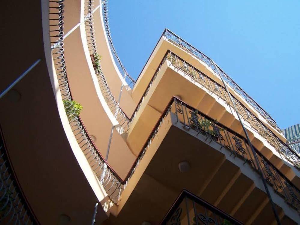 Eiffel Hotel Hurghada