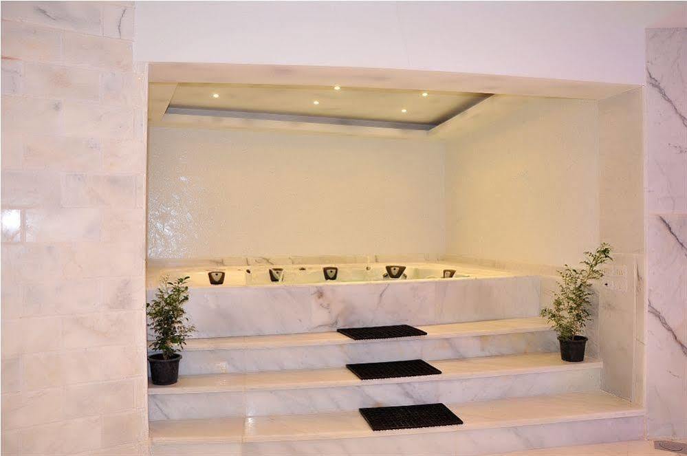 Golden 5 Sapphire Hotel 4*