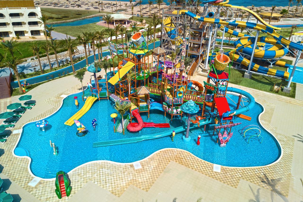 Emerald Aqua Park City 5*