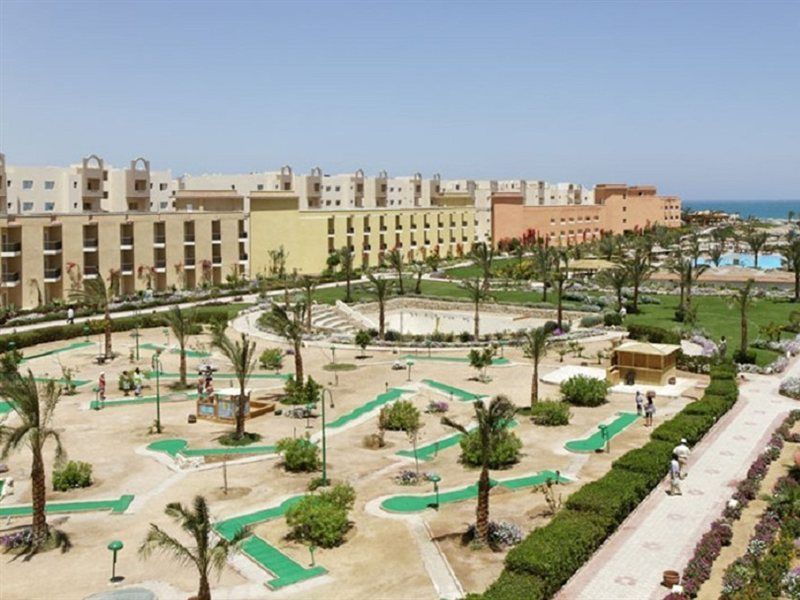 Three Corners Sunny Resort 4*