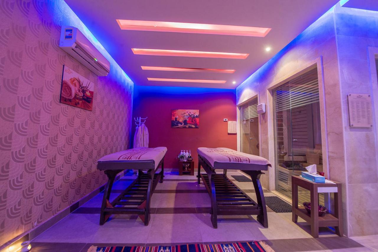 Pharaoh Azur Resort