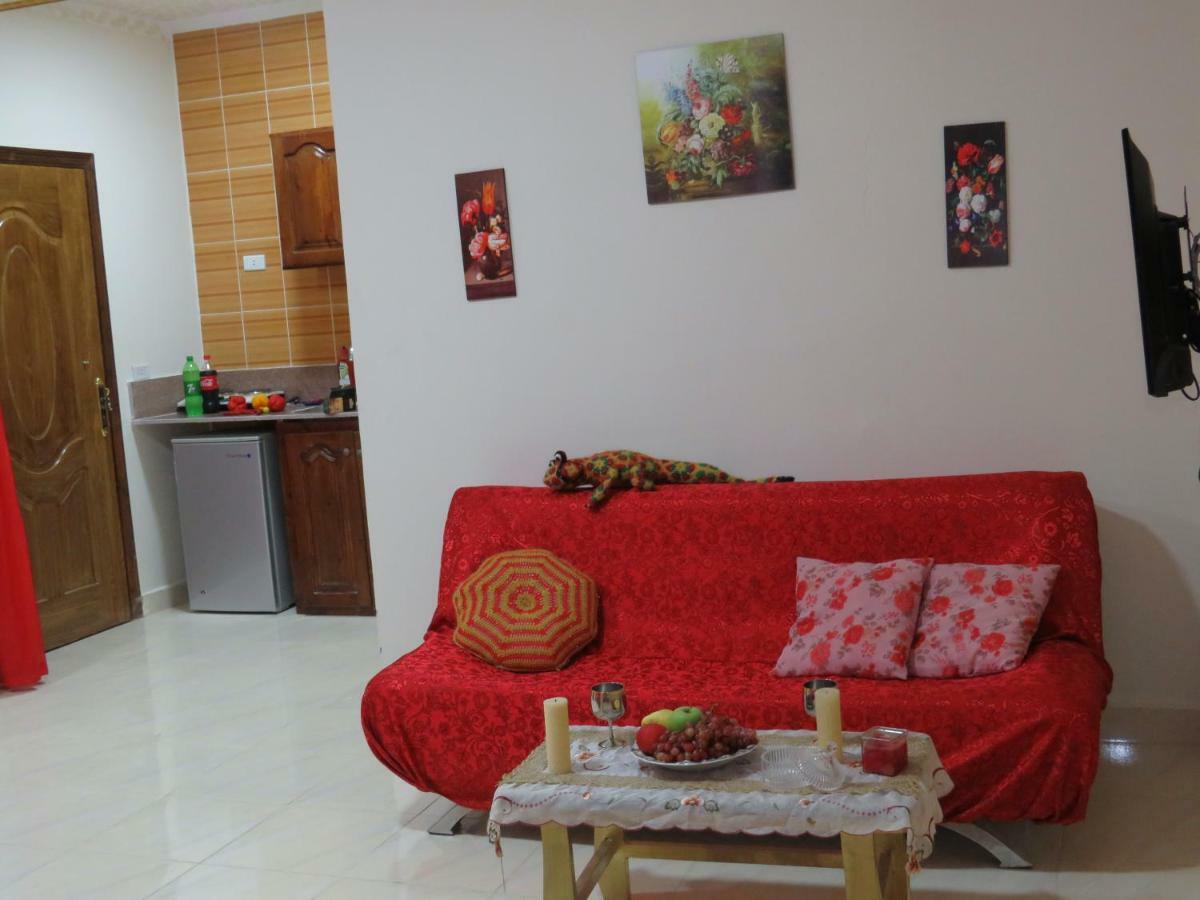 1000 And 1 Night Redsealine