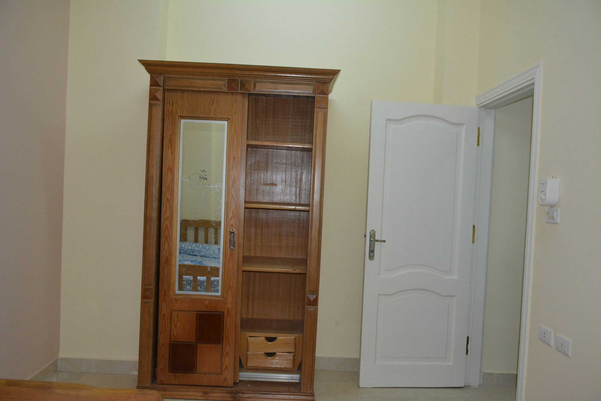 Happy Days Aparthotel 3*