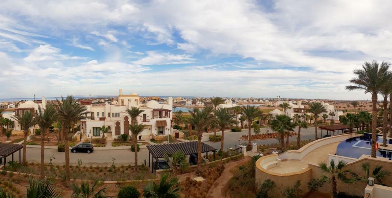 Ancient Sands Golf Private Apartment