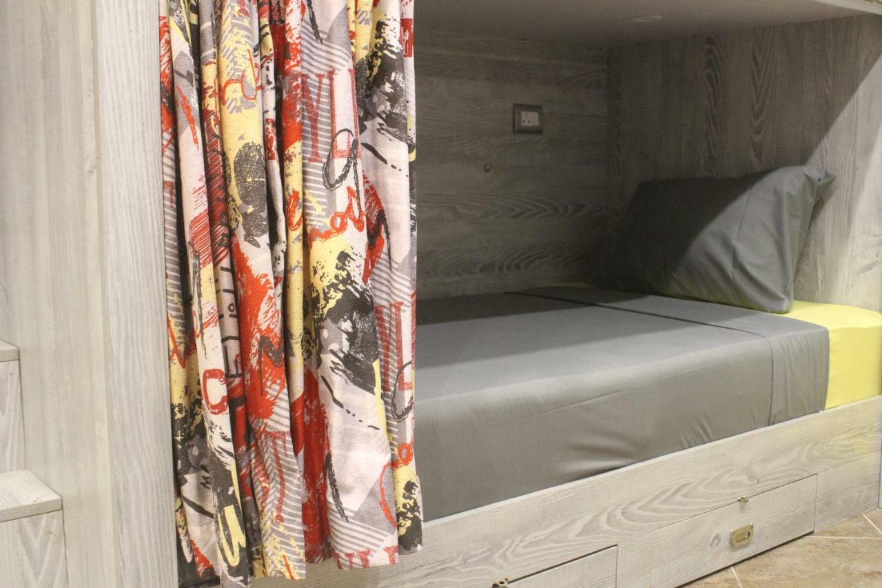 Marina Square Hostel Hurghada