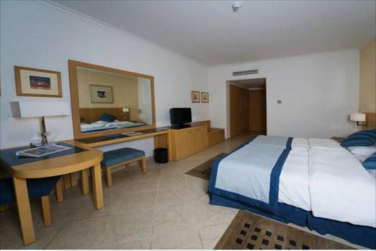 Cleopatra Luxury Makadi Bay - Adults Only Resort 5*