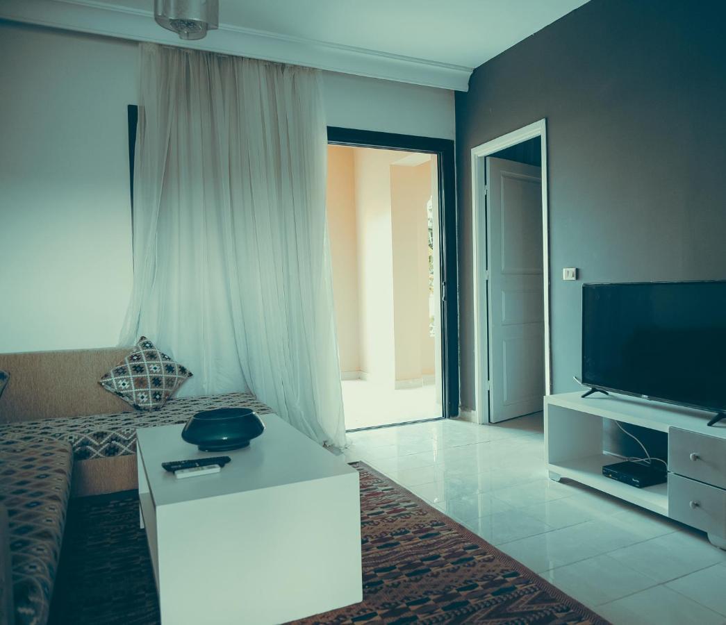 Pool View One Bedroom - B103 Apartment