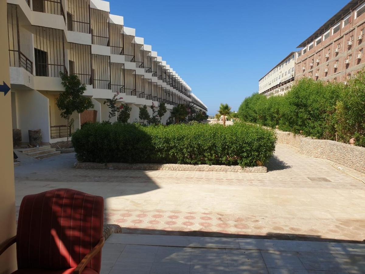 Captain * Hurghada