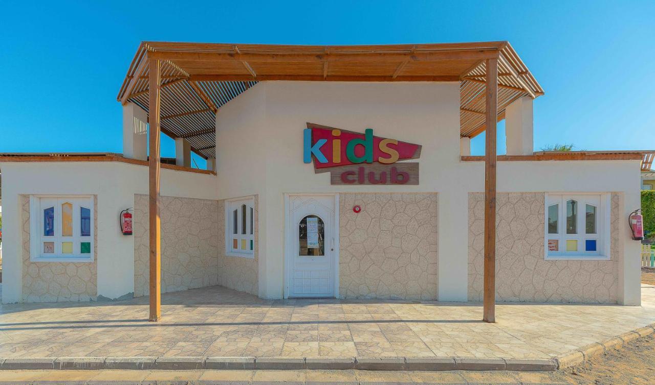 Royal Pharaohs Makadi Bay Hotel