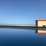 Serenity The View Golden Residence