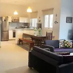 La Notina- 3 Bedroom Apt In Waterside, Pool/Lagoon View