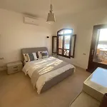 Modern 2 BR penthouse overlooking lagoon&pool