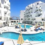 Apartment Modena Near The Sea Redsealine