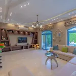 Spacious Villa With Private Pool
