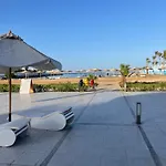 Apartments In Florenza Khamsin