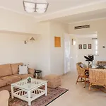 2-Br Penthouse With Roof Terrace In Abu Tig Marina