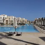 Cozy Ground Floor-Pool View - Mangroovy El Gouna