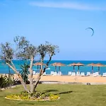 شقة فندقية بمنتجع فنادير باى