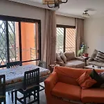 Family Fun -Spacious Apartment