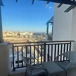 Dani Apartment At Aldau Heights