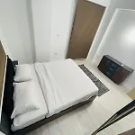 Luxurious One Bedroom Apartment