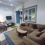 Apartment With Private Beach, Mamsha