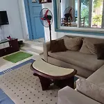 Apartment With Private Beach, Mamsha
