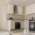 Lively Apartment At Mangroovy