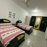 Simple Style Apartment