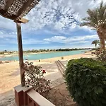 Exquisite 1Br Chalet With Pool And Beach Front El Gouna