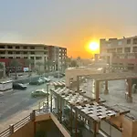 Alhambra Avenue