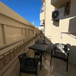 La Quinta Beach -Trip To Go