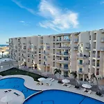 2 Bedrooms Sea & Pool View In Princess Resort
