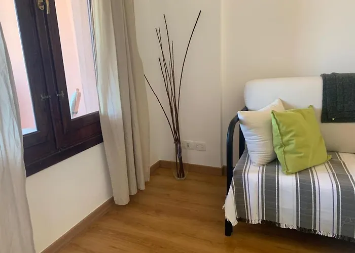 West Golf 1BR