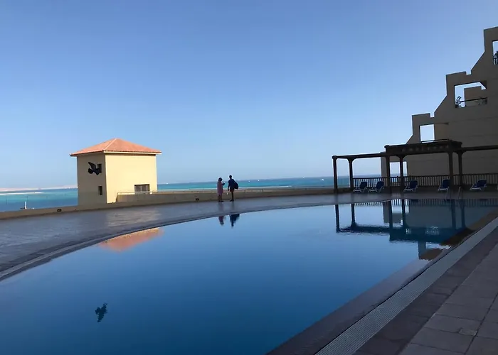 Serenity The View Golden Residence