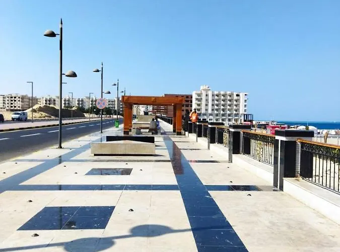 Apartment With Separate Entrance Near Arabia Hotel