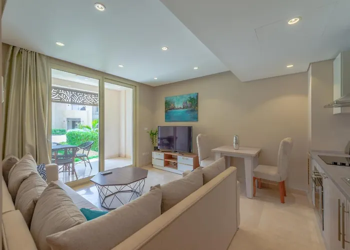 Cozy 1-Bedroom Apartment In Mangroovy, El Gouna. Private Terrace, Garden And Pool Access