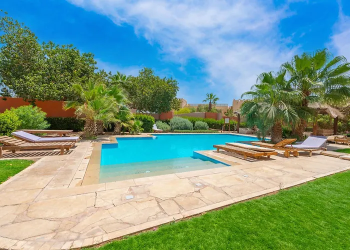 Cozy Apartment With A Pool In South Marina-Elgouna