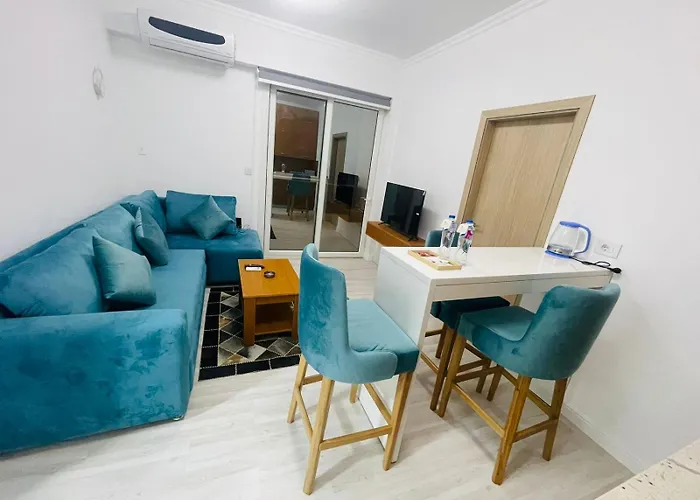 Luxurious One Bedroom Apartment