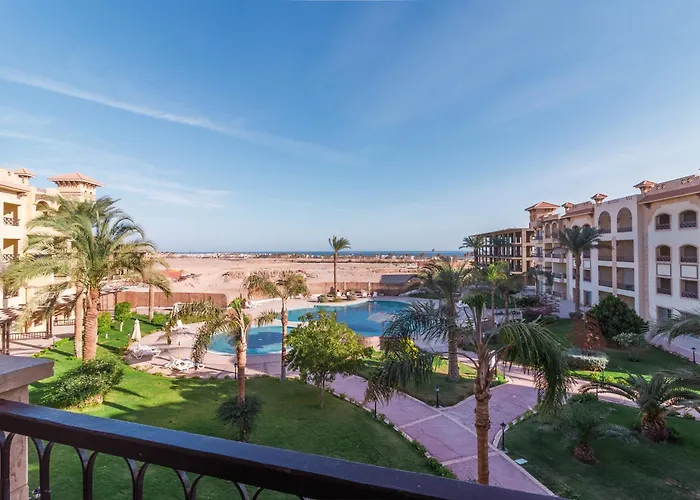 Al Saraya Sahl Hasheesh By Peaks