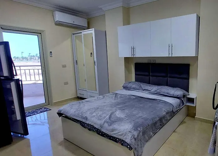 Beach Front Studio Flat In Hurghada