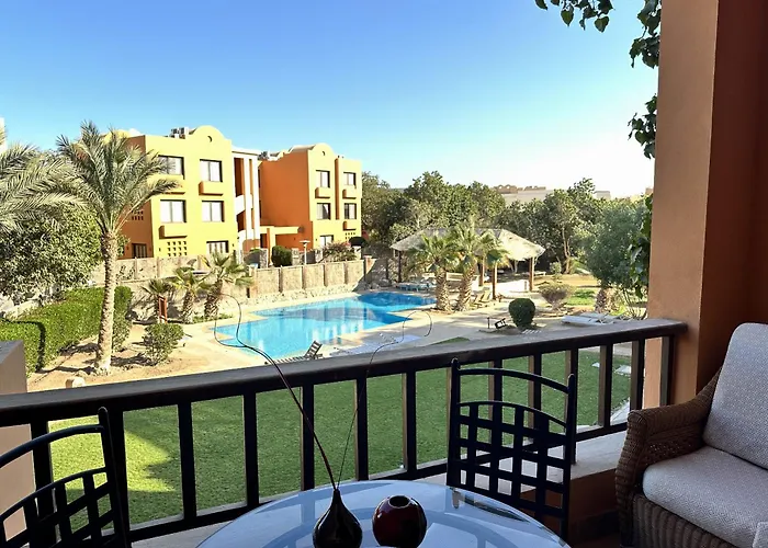 South Marina 2 Bedroom Apartment Wz Pool